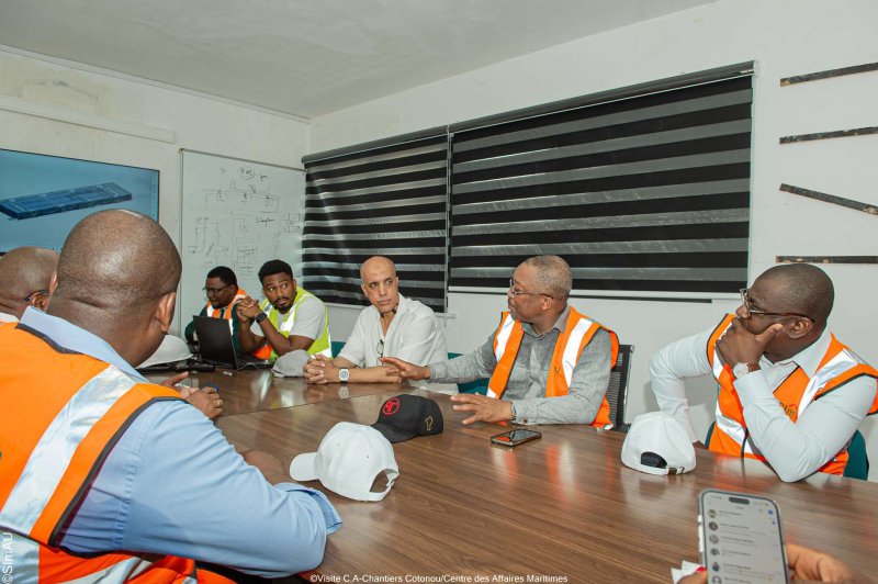 Visite du Comité d'Administration au Centre des Affaires Maritimes à Cotonou